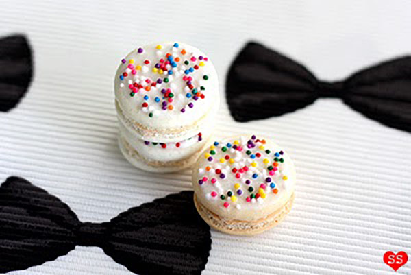 Rainbow Sprinkle Macaroons-So Cute! See More Ideas for Rainbow Sprinkle Treats On B. Lovely Events