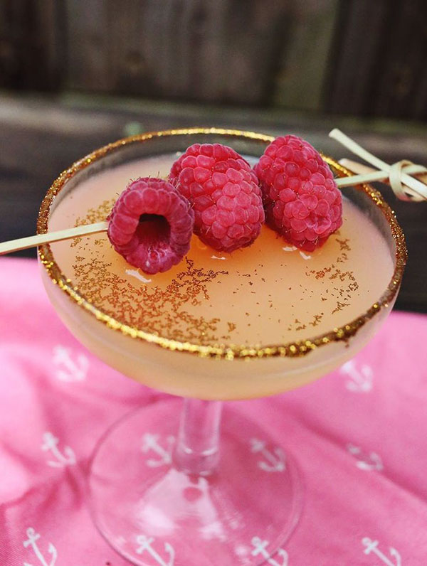 Yummy Golden Girl Cocktail-Perfect for Golden Globes Or Oscars!