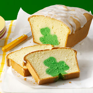 Surprise Shamrock Pound Cake DIY Recipe -See More Inspiring Shamrock Cakes On The Blog! - B. Lovely Events