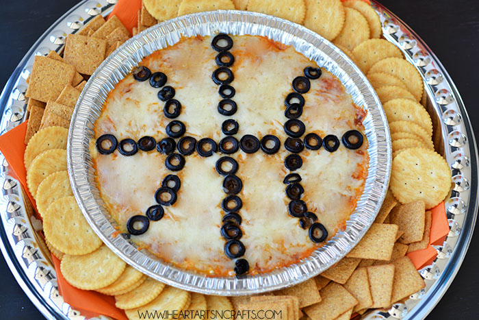 March madness basketball party pizza dip - See More March Madness Basketball Snacks On B. Lovely Events