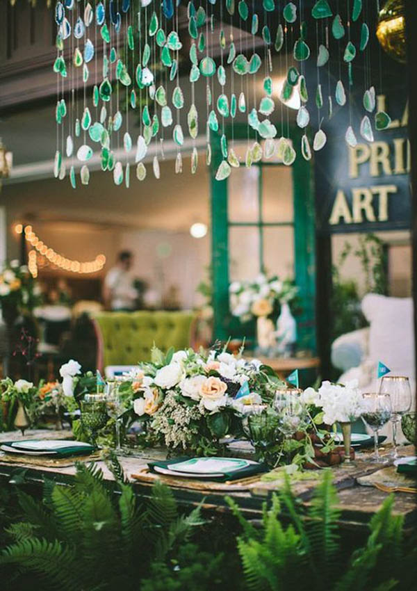 Lovely Geode Table Inspiration - See more amazing party trends for 2016 at B. Lovely Events!