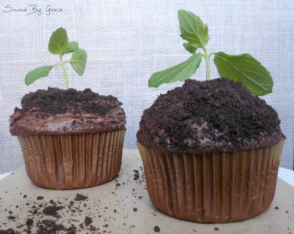 Seedling Earth Day Cupcakes-See More Earth Day Desserts Ideas At B. Lovely Events