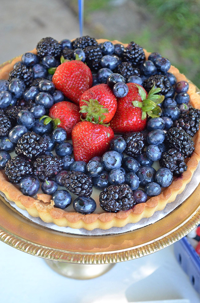 4th Of July Celebration Red White And Blue Pie -See All Of The Lovely Party Details on B. Lovely Events!