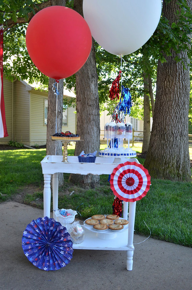 4th Of July Dessert Bar -See All Of The Lovely Party Details on B. Lovely Events!