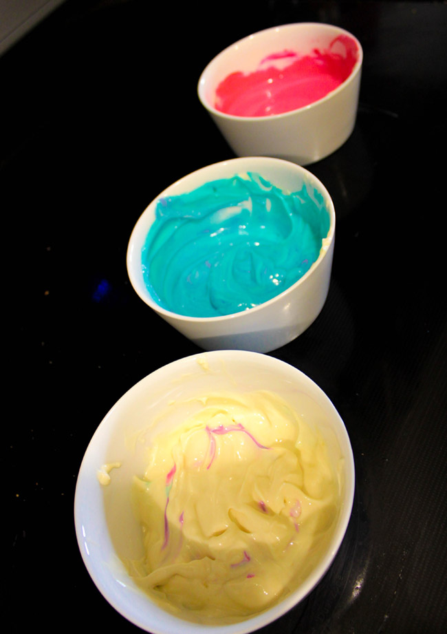 Colorful Greek Yogurt Donut Glaze For Dog Donuts- Get the recipe on B. Lovely Events