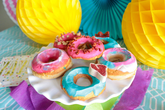 Dog Donut Treats! Get the recipe and how to on B. Lovely Events