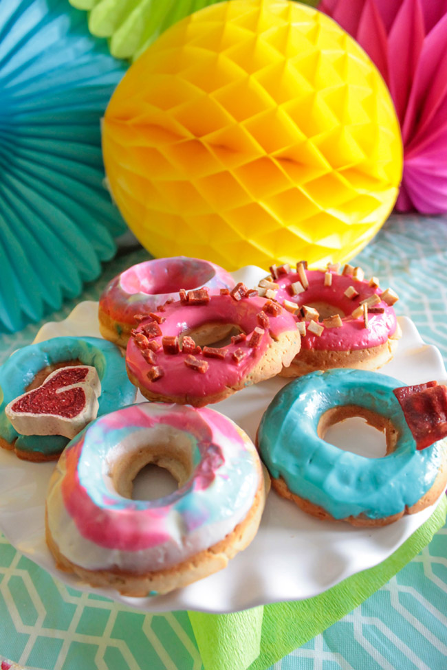 Dog Treat Donuts! Get the recipe and how to on B. Lovely Events