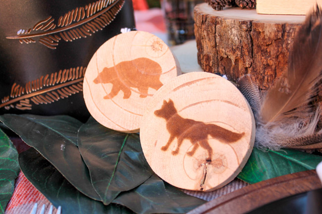 Darling Rustic Details on this outdoors alfresco tablescape! - See More Woodsy Tablescape Details On B. Lovely Events