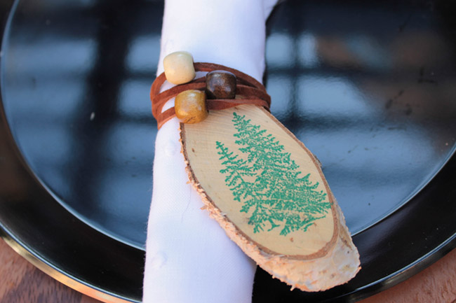 Lovely wooden details on this outdoor tablescape- See More Woodsy Tablescape Details On B. Lovely Events