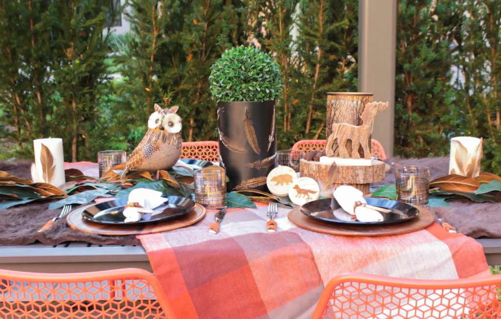 Woodsy, Rustic, Outdoors, Au Natural, Alfresco Tablescape!- See More Woodsy Tablescape Details On B. Lovely Events