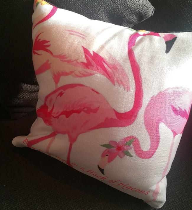love-this-flamingo-pillow