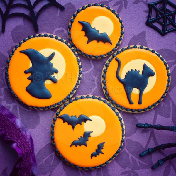 Cookies with a Halloween theme