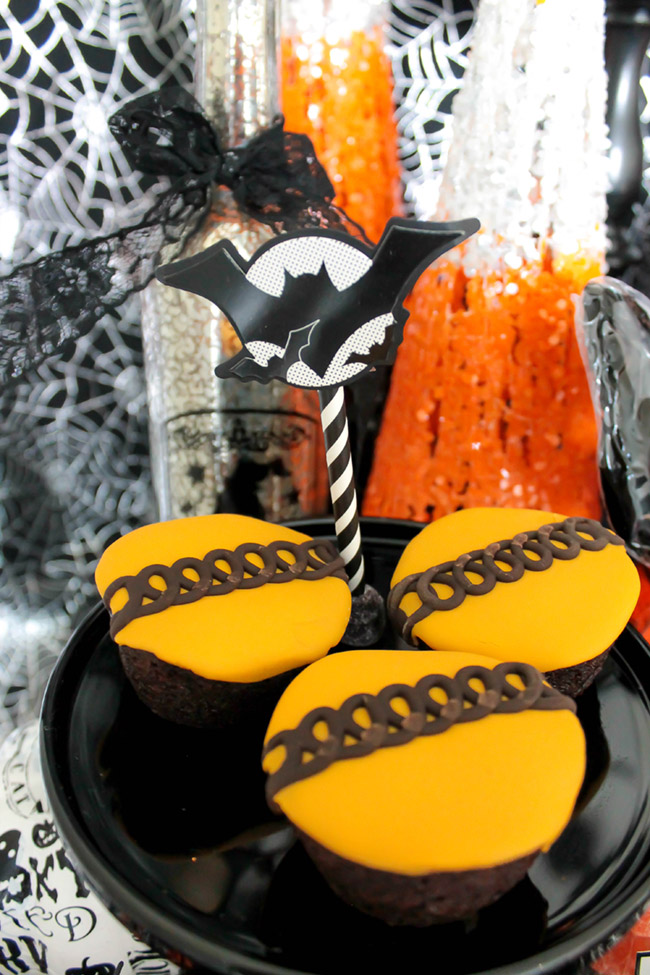 Spooktacular Halloween Party Ideas and desserts- B. Lovely Events