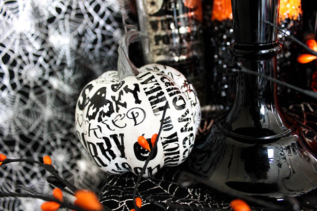 Spooktacular Halloween Party Ideas. Halloween pumpkins- B. Lovely Events