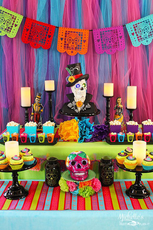 dia de los muertos party- so cute- See more day of the dead ideas on B. Lovely Events