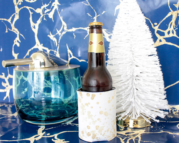 love this gold spotted koozie! Fab Christmas gift too