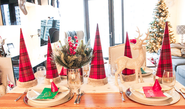 Lovely and easy Christmas Tablescape- See all of the details on B. lovely Events