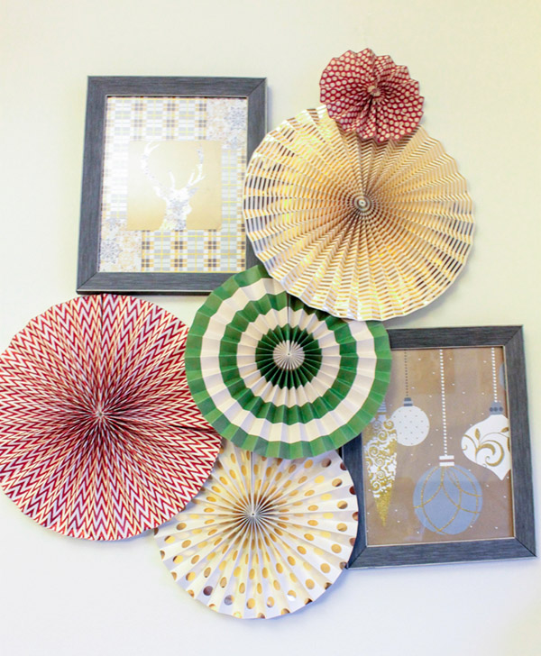 Love these Christmas pinwheels- See more holiday home tour on B. Lovely Events