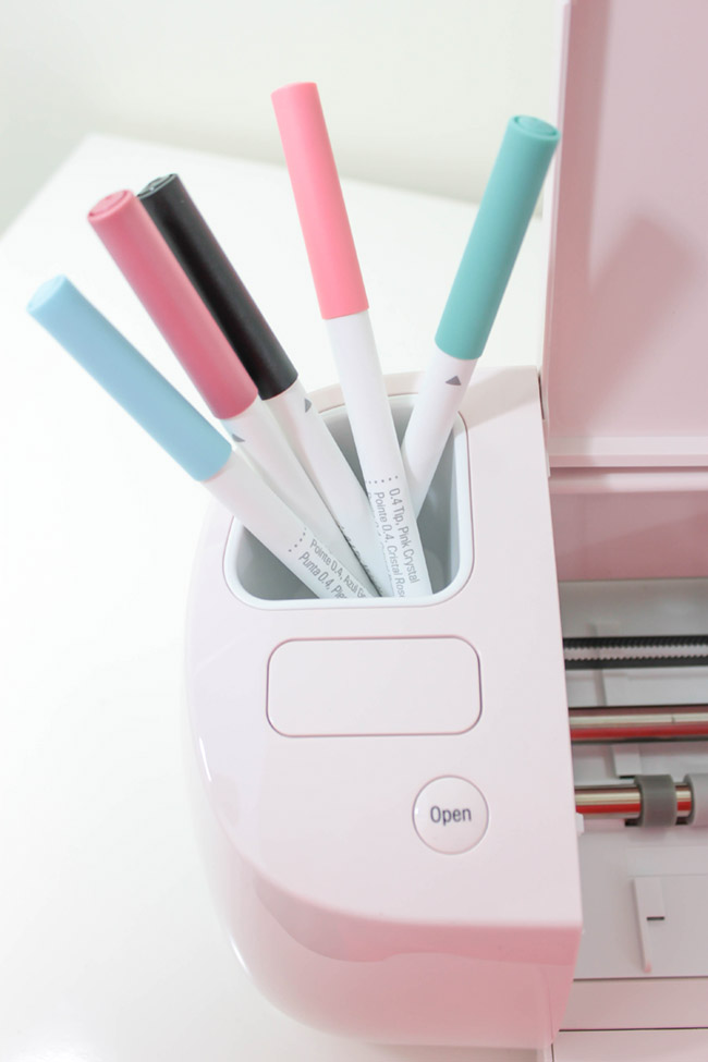 Loving Shamrocks & The New Cricut Explore Air 2™! B. Lovely Events