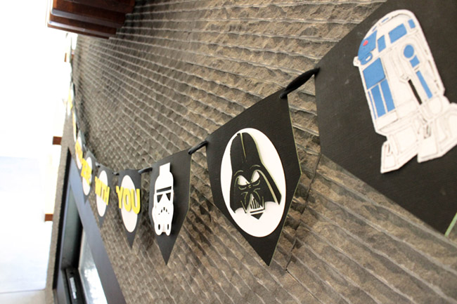 DIY Star Wars Banner May The 4th Be With You - See how to make all the characters on B. Lovely Events