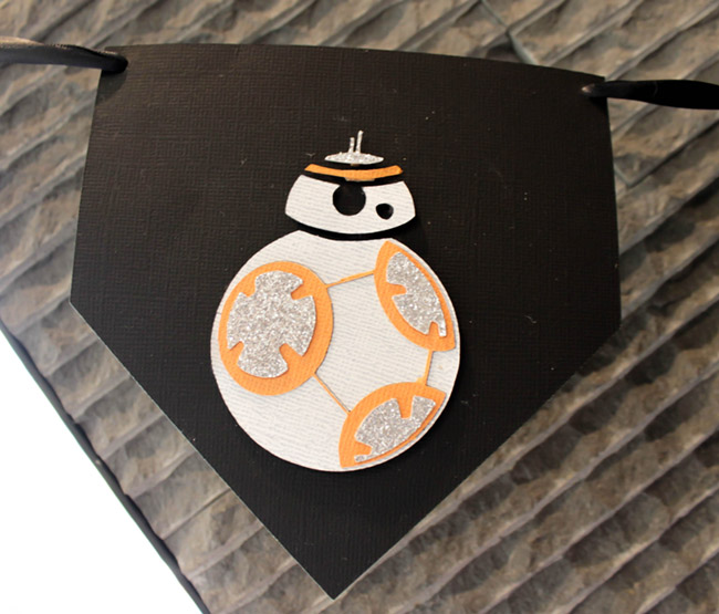 DIY Star Wars Banner BB8 May The 4th Be With You - - See how to make it on B. Lovely Events 