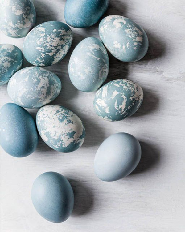 Gorgeous Natural Dyed Eggs- See more natural ideas on B. Lovely Events