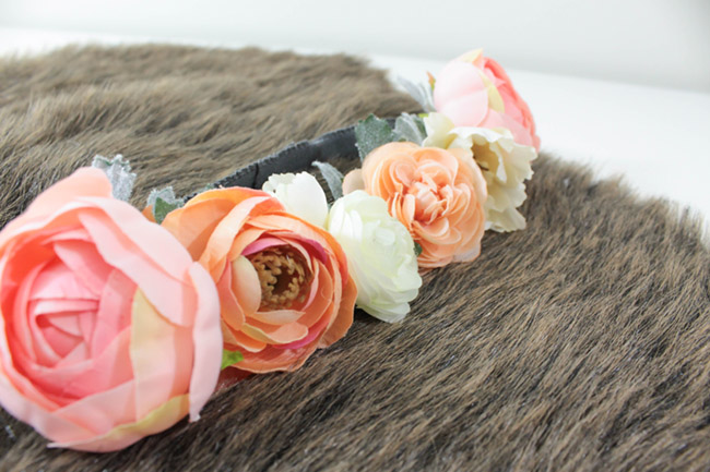 DIY BOHO Headbands- Learn how to make this floral crown on B. Lovely Events!