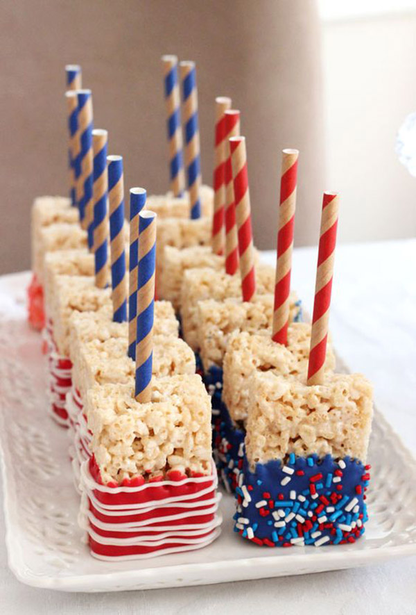 Love these 4th of July Rice Crispies!- See all 8 AWESOME 4th of July Rice Krispy ideas on B. Lovely Events!