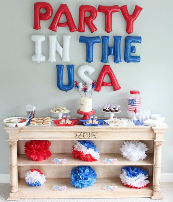 Love this 4th of July party!- See 10 of our favorite 4th of July Parties on B. Lovely Events!