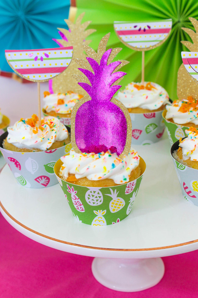Summer Party Cupcakes DIY With Cricut -B. Lovely Events