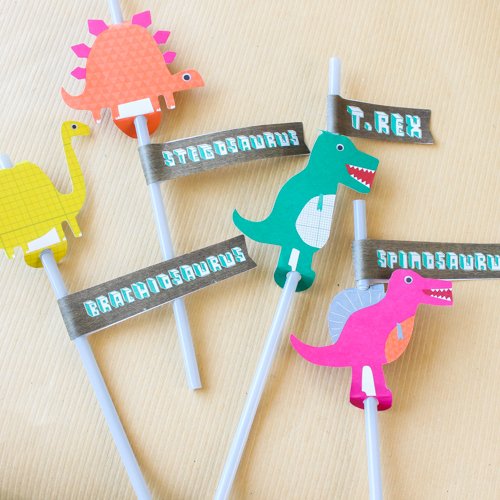 We are GAGA for these Dinosaur party straws!