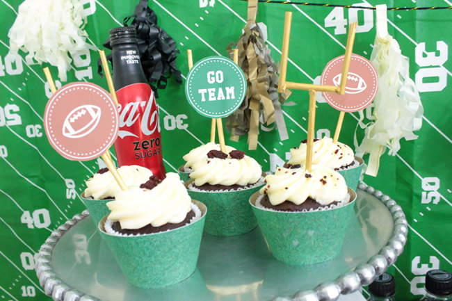 Football party cupcakes-See more Football party details at B. Lovely Events