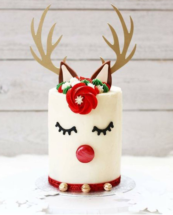 Such a cute reindeer cake- See more of our new obsession on B. Lovely Events!