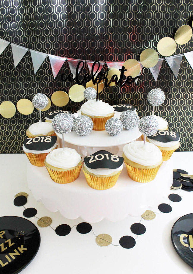 New Year's Eve Cupcakes B. Lovely Events