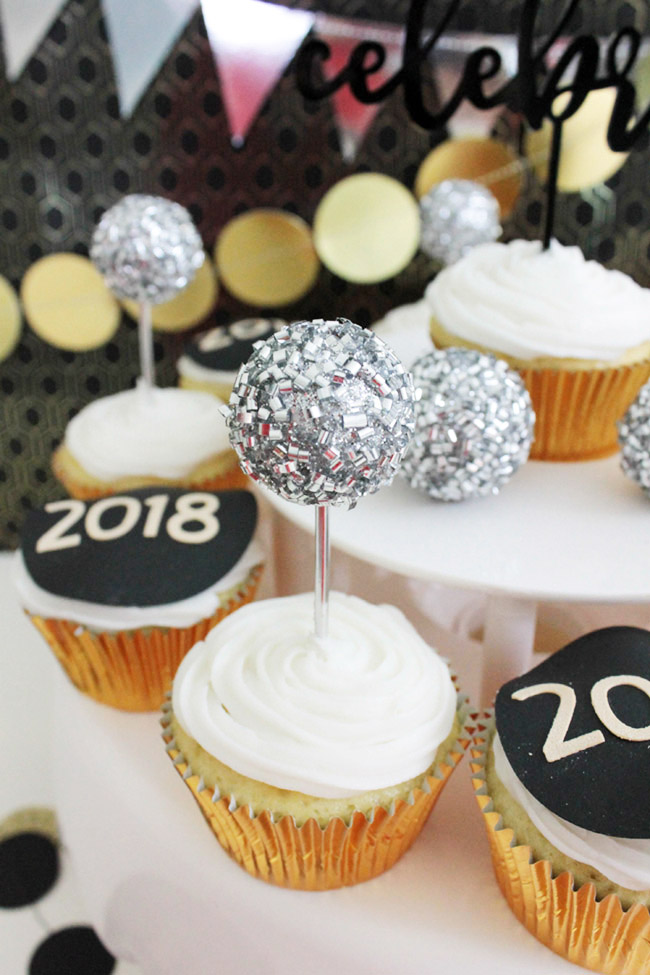 New Year's Eve Cupcakes- B. Lovely Events