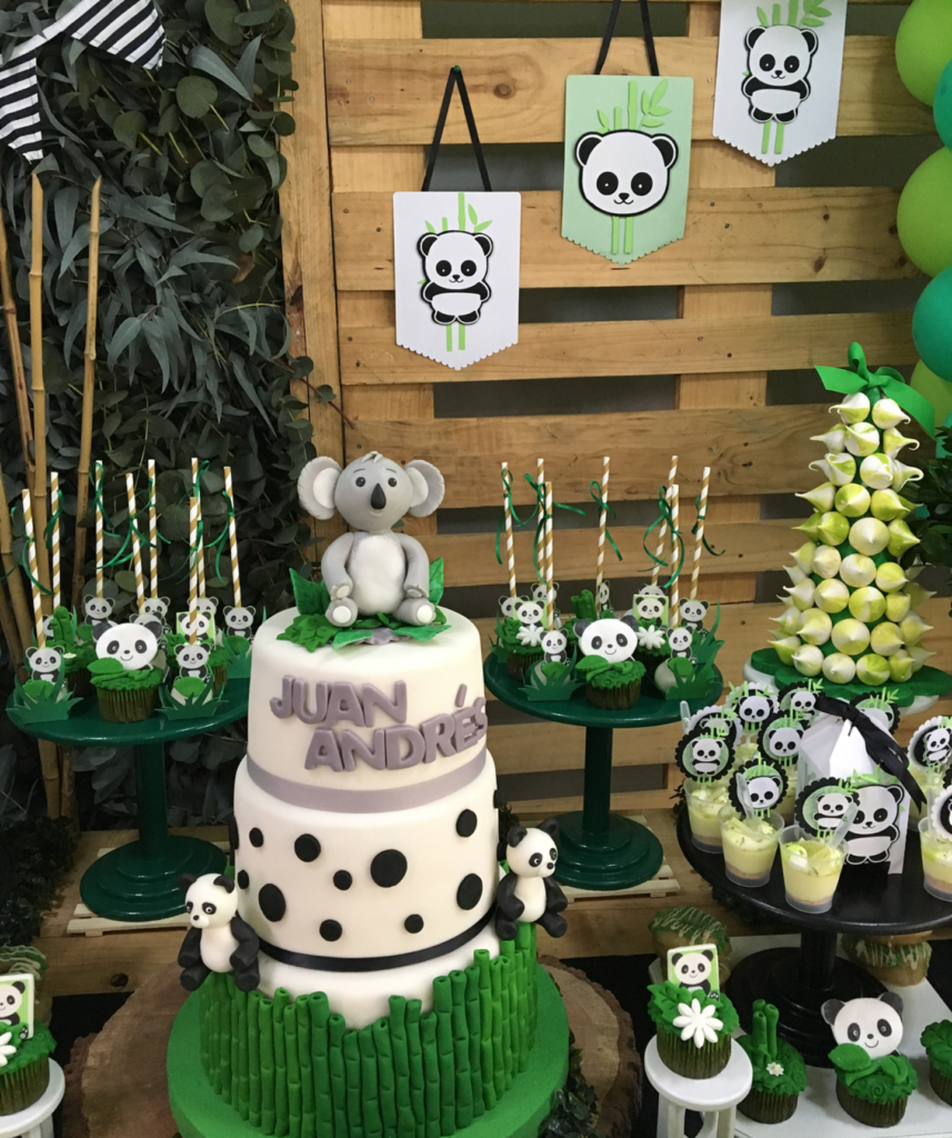 love the bamboo in this panda party -See more Panda Party ideas on B. Lovely Events