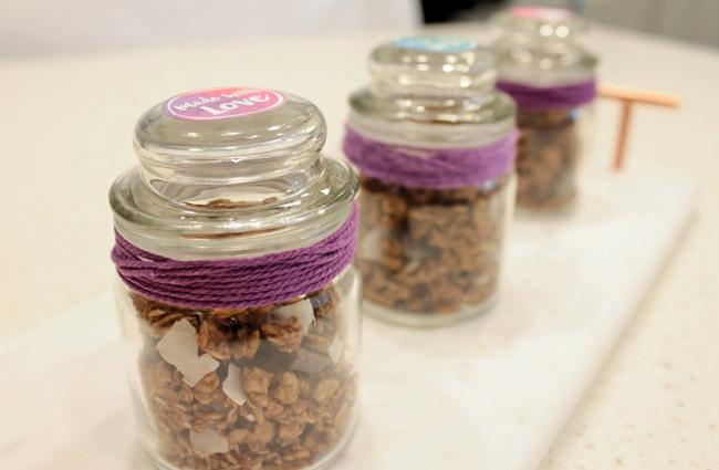 Granola jars granola gifts - love these little jars!