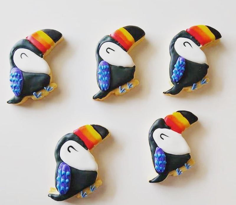 How cute are these toucan cookies! - See More Toucan Party Ideas at B. Lovely Events