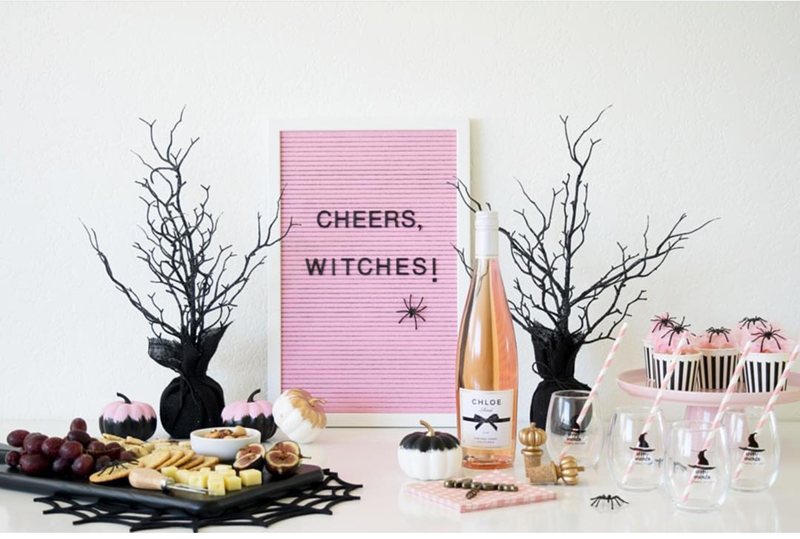 Cute twinkle twinkle little party Pink Halloween- See more Pink Halloween Pretty on B. Lovely Events #halloween #pink #partyideas