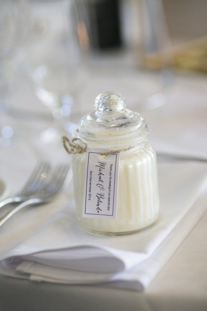 Candle wedding favor ideas - See all the beautiful details on B. Lovely Events! #wedding #realwedding #weddingideas #weddingtips #weddingdecorations