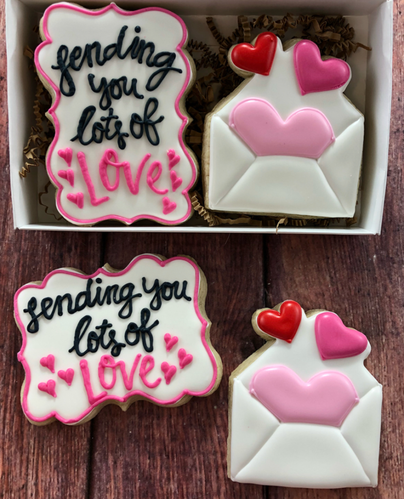 sending you lots of love valetine's day cookies -See more of our favorite valentine's day cookies of 2019 on B. Lovely Events! #valentinesday #cookies #decoratedcookies