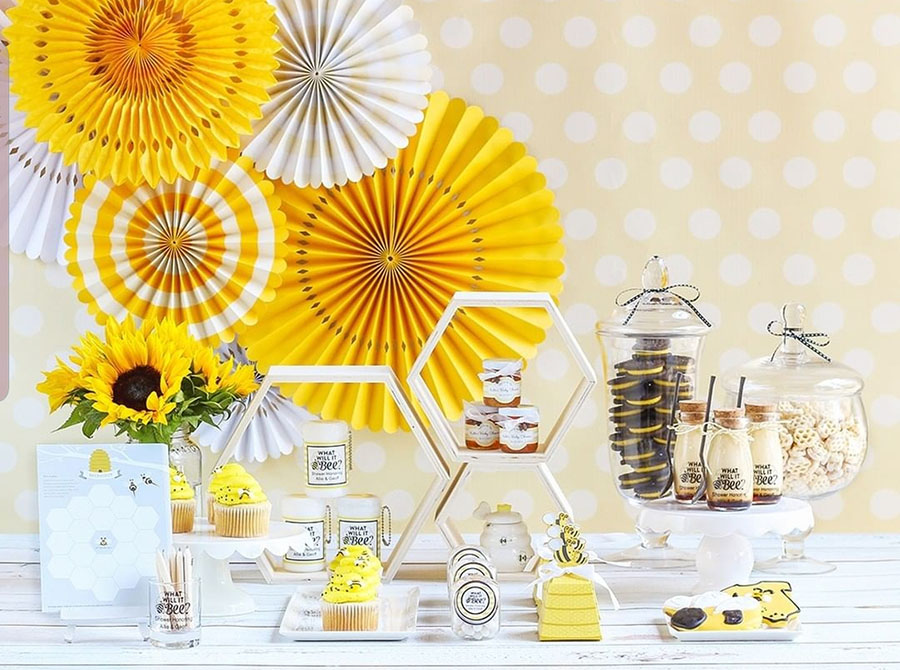 Love this Bee Baby Shower- Such a cute theme!- See More Bee Party Ideas at B. Lovely Events